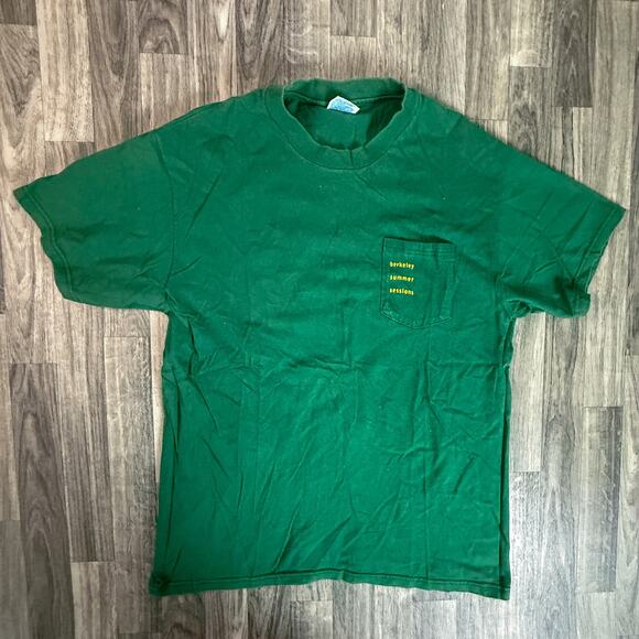 Berkeley Summer Sessions Green Pocket Tee Hanes 100% Cotton Adult L - Picture 1 of 6